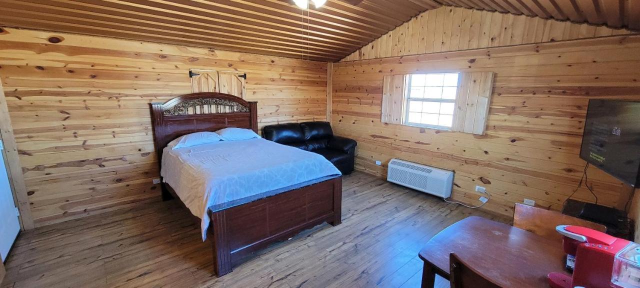 Stateline Cabin Хобс Екстериор снимка
